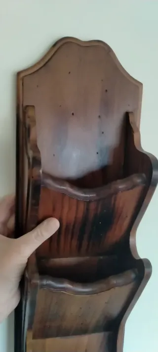 Colgador de llaves de madera