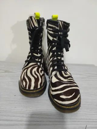Botas Dr. Martens cebra