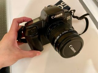 Cámara analógica Canon EOS 1000F