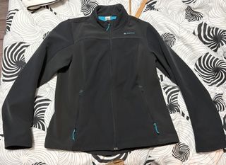 Chaqueta impermeable Quechua Talla M Negra y Azul