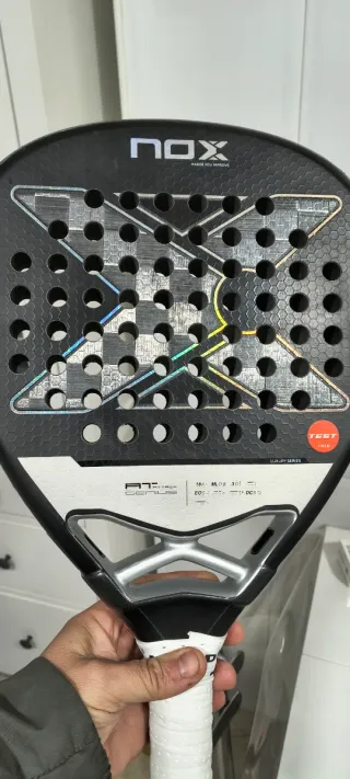 Pala Padel Nox AT10 Genius Attack