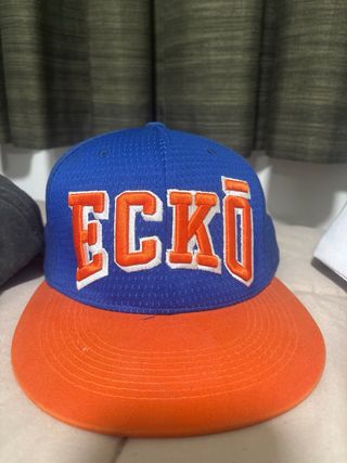 Todo tipo de gorras,precios negociables todos.