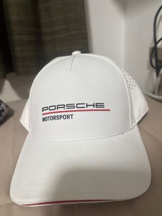 Todo tipo de gorras,precios negociables todos.