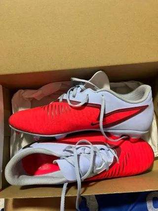 Botas de fútbol Nike