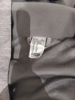 Chaqueta Quechua Softshell Gris