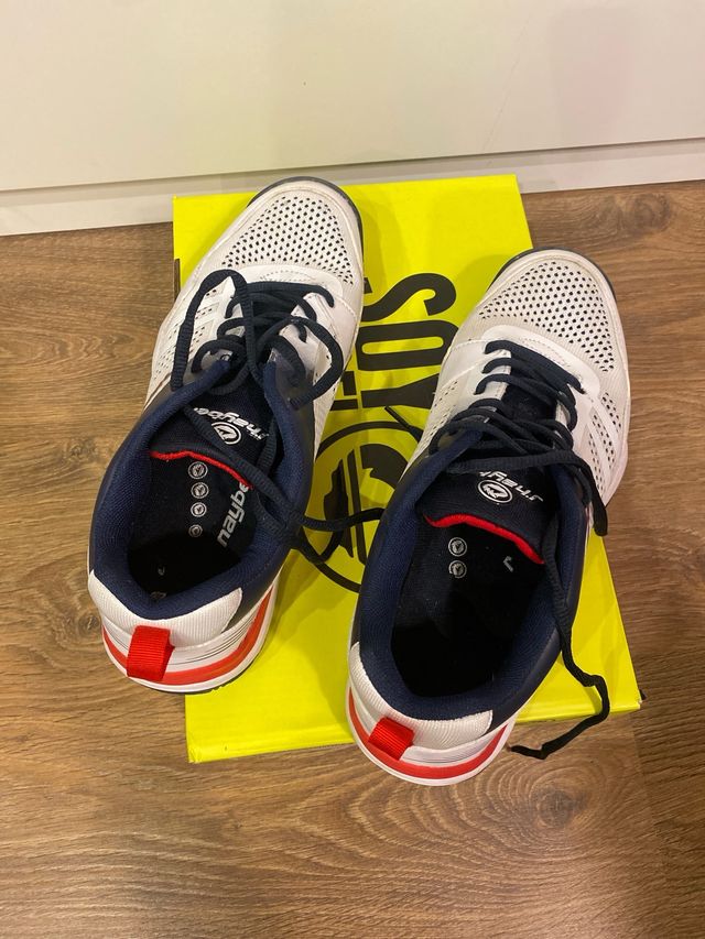 Zapatillas de pádel J'hayber blancas y azules