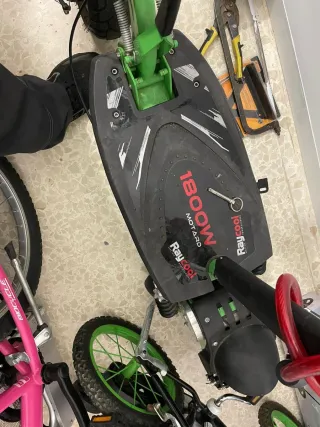 Patinete Eléctrico Verde