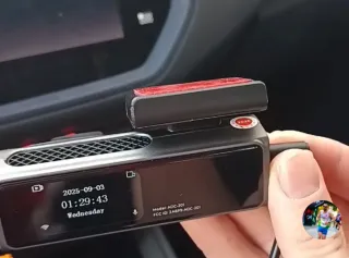AutoSky Cámara 2K Dash Cam con WiFi