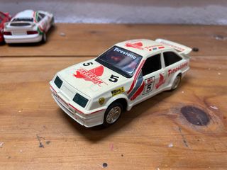 Coche Scalextric Firehawk Blanco