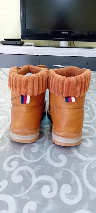 Botas niña piel marrón/naranja T.35