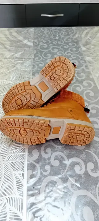 Botas niña piel marrón/naranja T.35