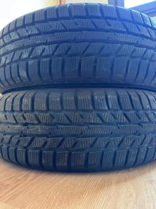 2 Neumáticos Invierno Yokohama