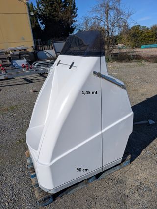 Consola de fibra nueva