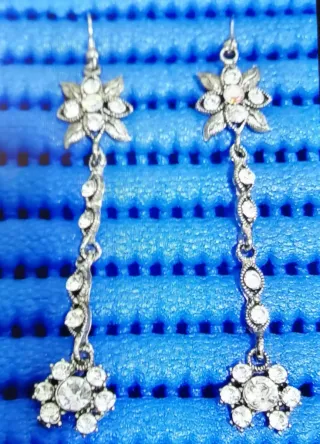 Pendientes estilo isabelino - Precio por par