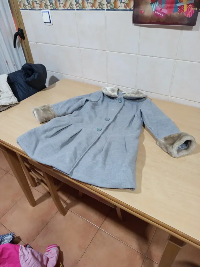 Abrigo paño niña talla 6