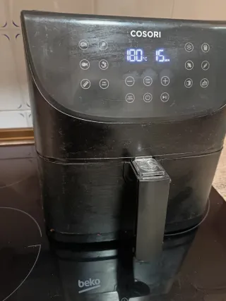 Freidora Cosori Negra