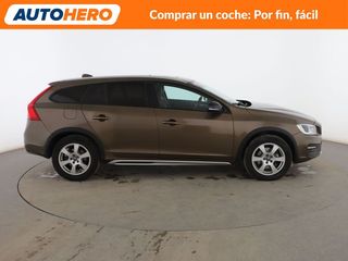 Volvo V60 2.4 D4 Pro AWD