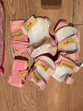 Protecciones patinaje rosa niñas