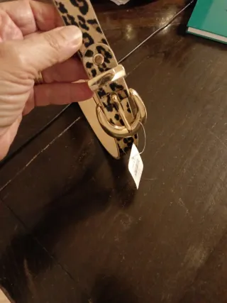 Cintura donna nuova con cartellino oro e nero