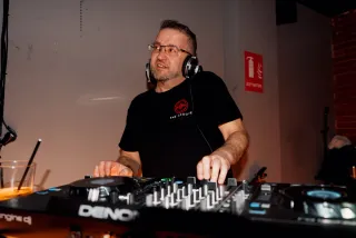 DJ Para CENA DE EMPRESA