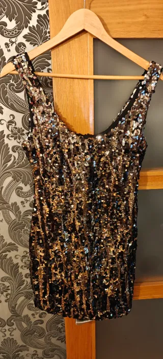 Vestido fiesta lentejuelas negro y dorado