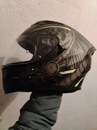 Casco integrale CGM con visiera solare