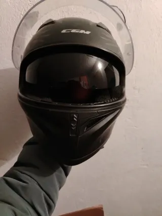 Casco integrale CGM con visiera solare