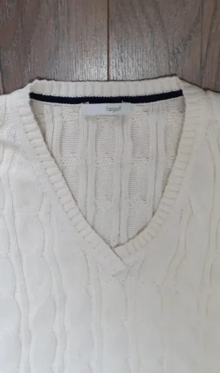 Chaleco de punto Lizgolf beige.