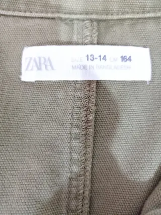 Vestido verde militar con cinturón