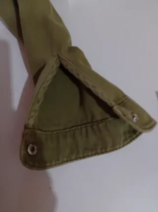 Vestido verde militar con cinturón