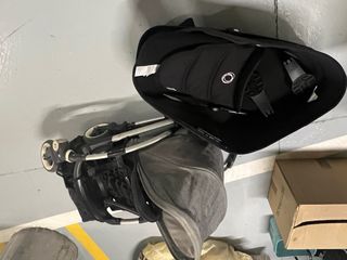 Cochecito Bugaboo Bee 3 con capazo.Estructura rota