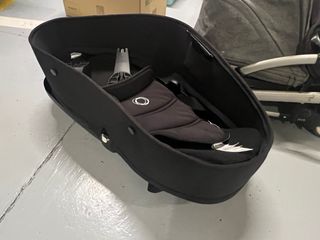 Cochecito Bugaboo Bee 3 con capazo.Estructura rota