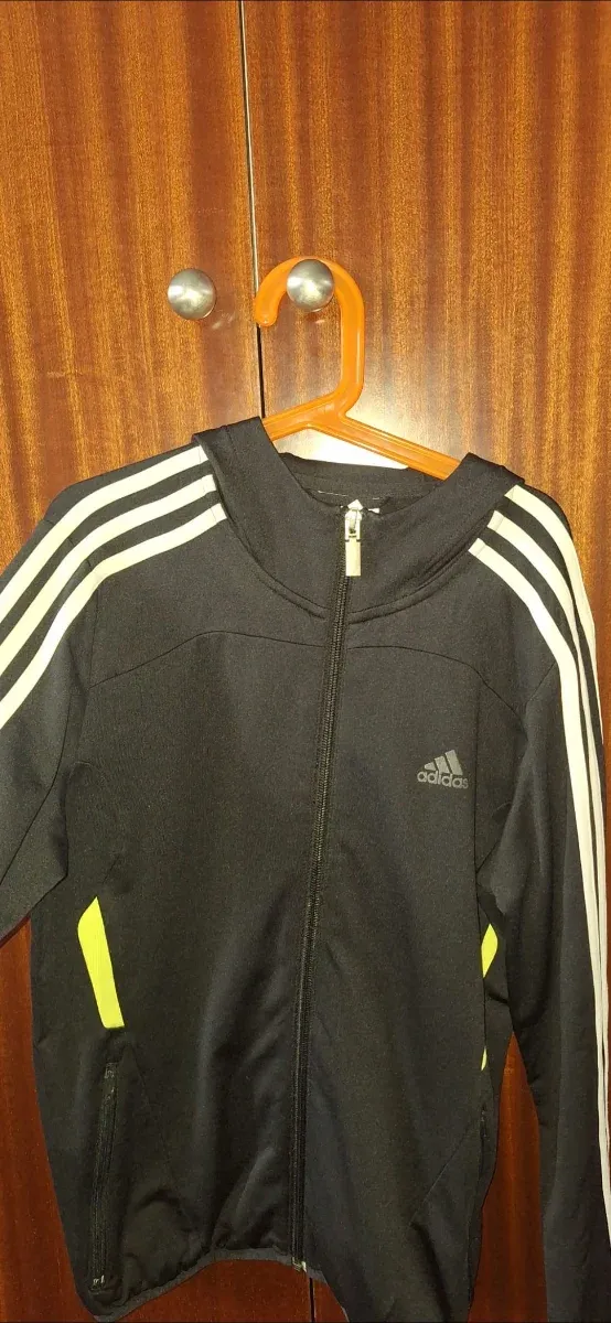Chaqueta Adidas cremallera negra unisex