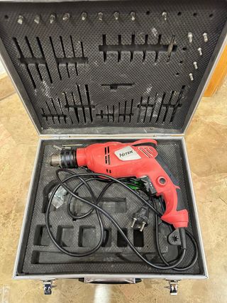 Taladro Hitek Rojo con Maletín