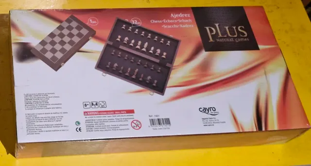 Ajedrez de madera PLUS NATURAL GAMES