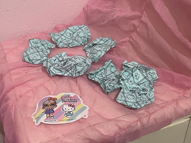 Lote Muñecas LOL Surprise x Hello Kitty