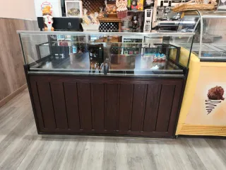 Mostrador expositor madera maciza y cristal