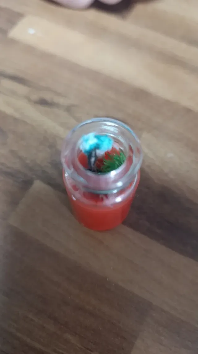 Miniaturas botellas decoración hechas a mano