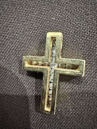 Colgante Cruz Oro y Diamantes
