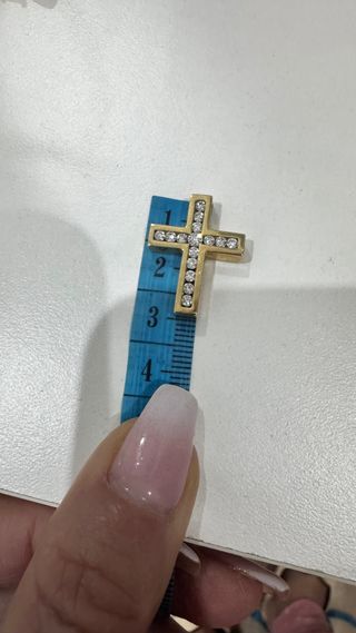 Colgante Cruz Oro y Diamantes