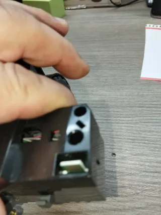 Roomba E5  Repuestos Modulo motor con ruedas