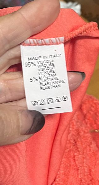 Abito da sera senza spalline corallo