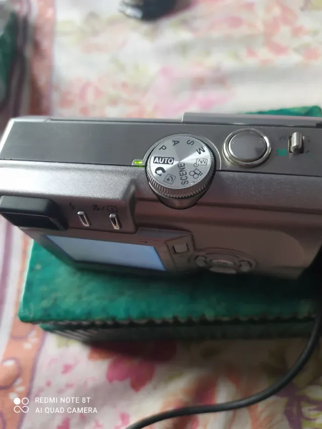 Cámara Digital Olympus CAMEDIA C-60 ZOOM