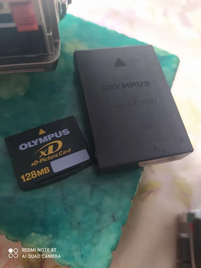 Cámara Digital Olympus CAMEDIA C-60 ZOOM