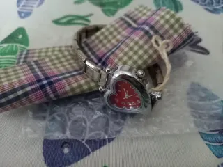 Reloj Pulsera Corazón de mujer