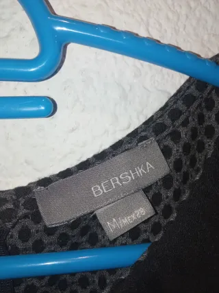 Vestido negro y gris con cuello Peter Pan