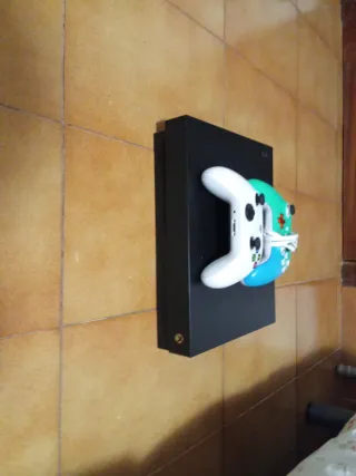 Xbox One X Negra + 2 Mandos y cables principales