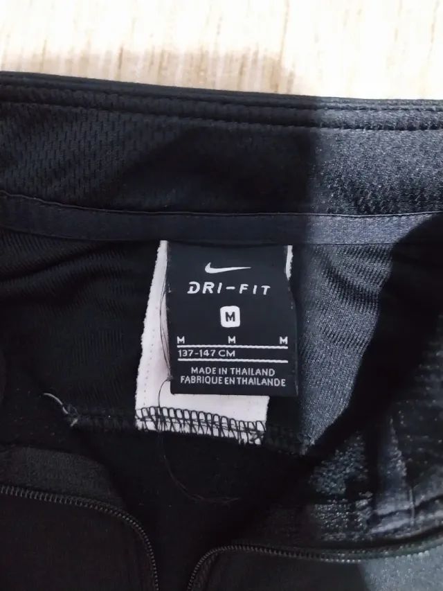 Sudadera Nike Negra Media Cremallera