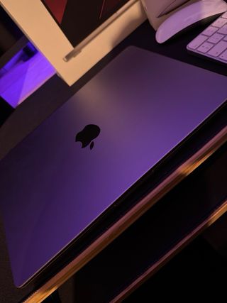 REBAJA!!! MacBook Pro M2 Pro con AppleCare+ !!!