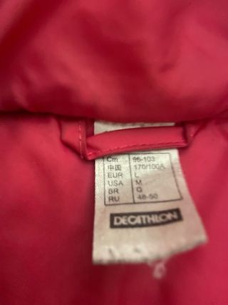 Cazadora negra y rosa,talla L ,está nueva